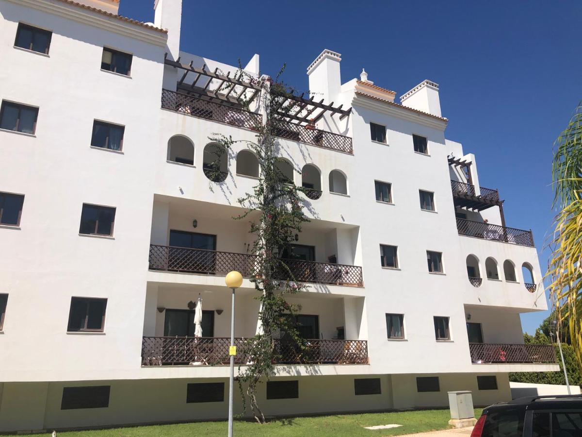 אלבופיירה Praia Da Falesia - Falesia Beach - Apartment Netflix And Hbo מראה חיצוני תמונה